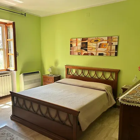 Su Mere B&d Bed & Breakfast